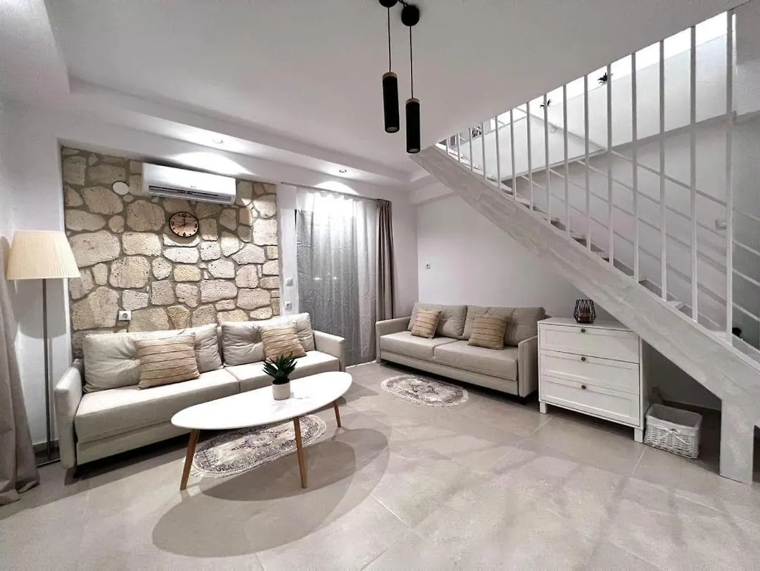Hotel Delight House'S Áfitos